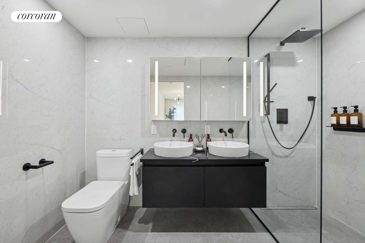Manhattan, NY 10036,350 W 44TH Street #505
