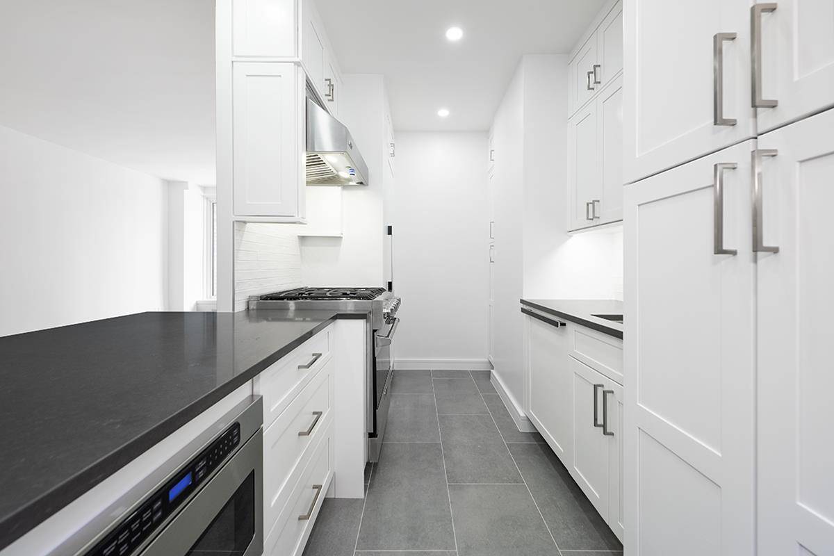 Manhattan, NY 10128,45 E 89th Street #6-C