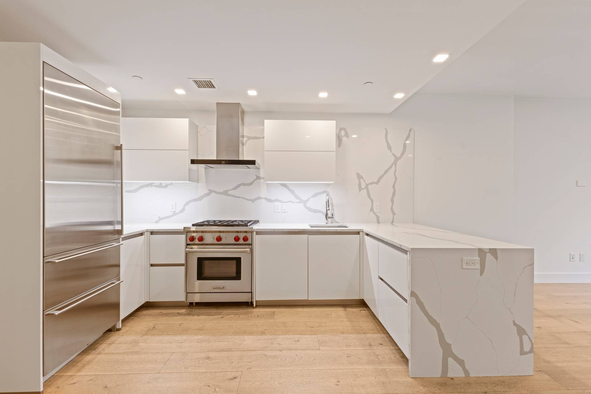 Manhattan, NY 10022,245 E 53rd Street #2