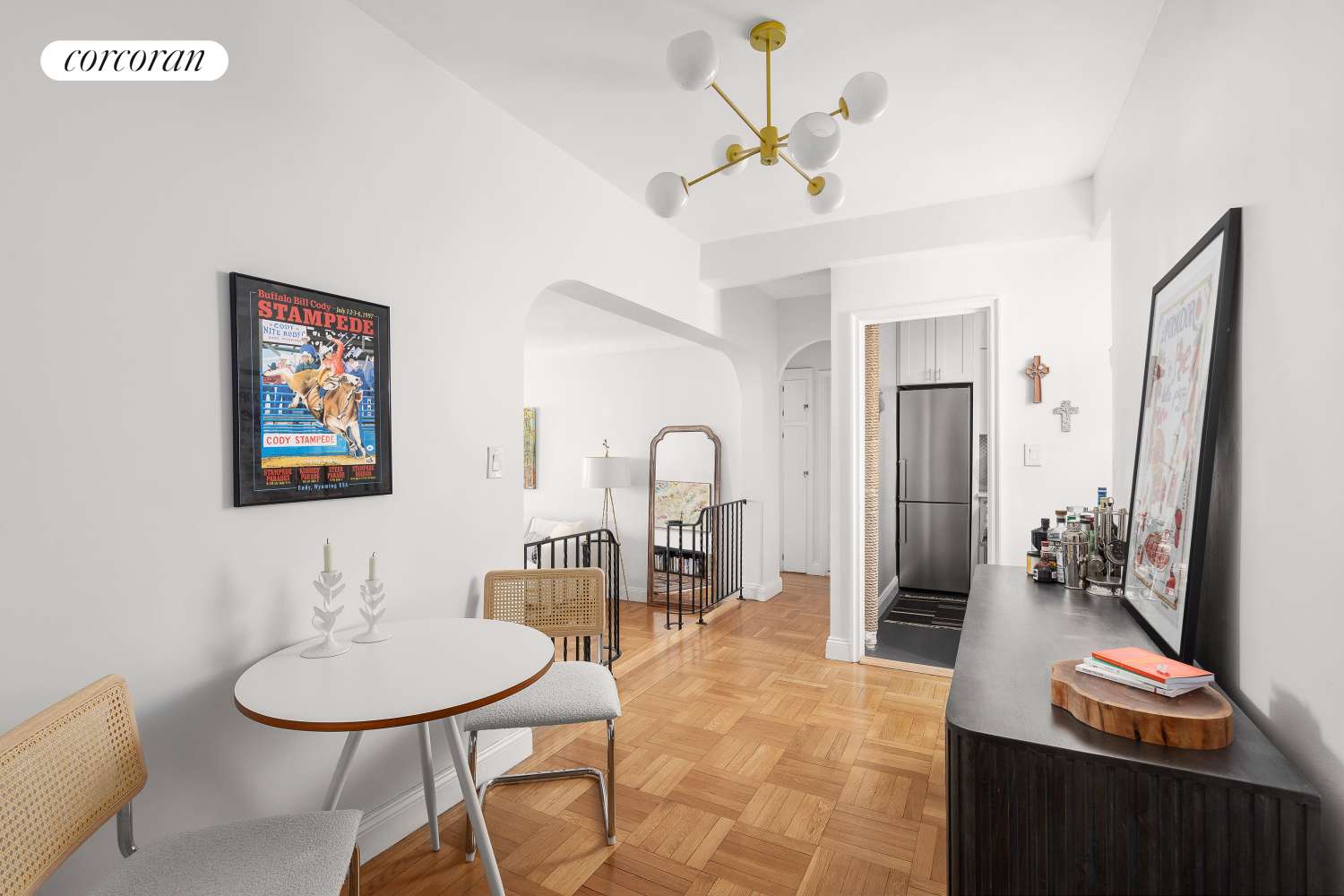Manhattan, NY 10011,210 W 19TH Street #2D