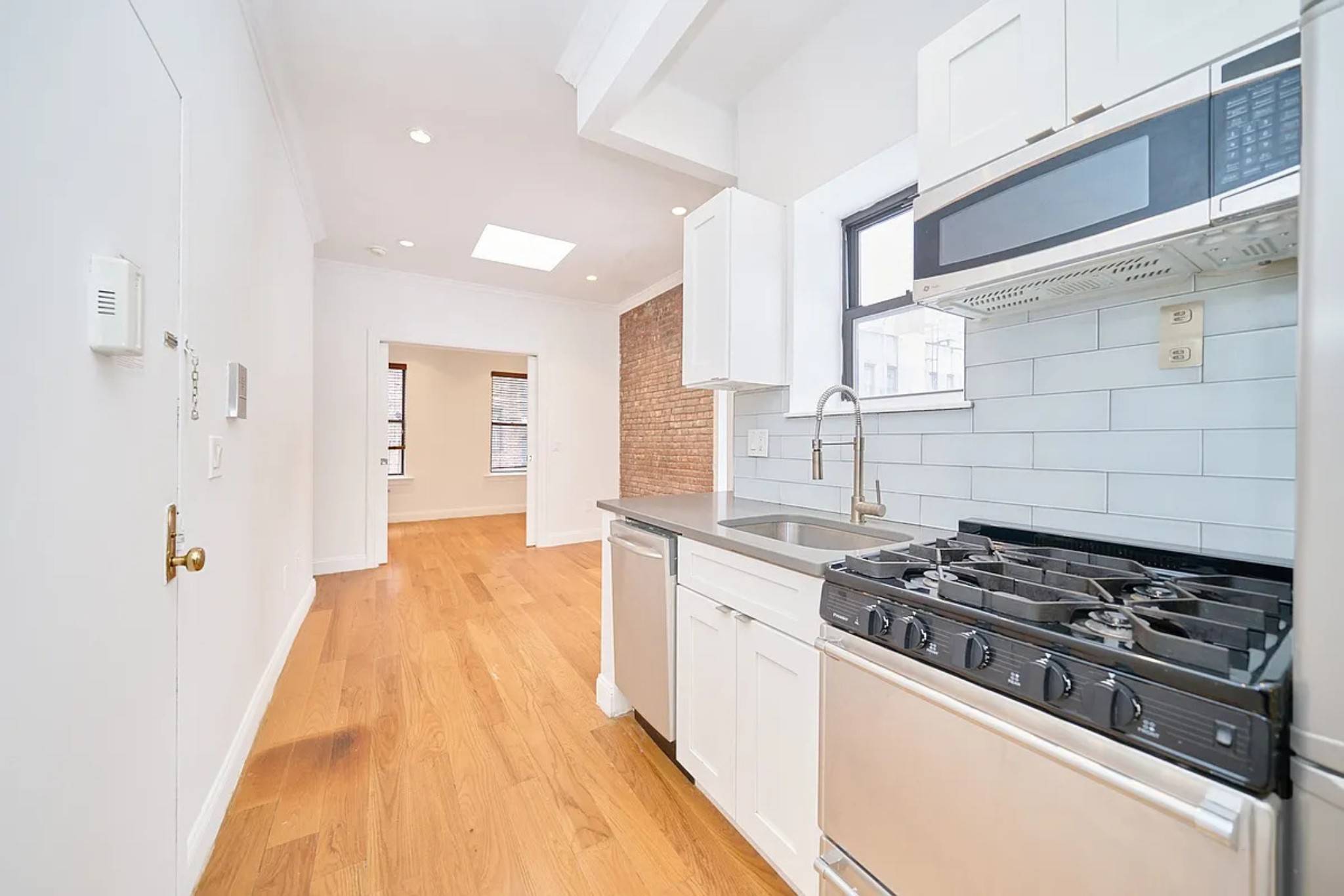 Manhattan, NY 10016,234 E 33rd Street #1C