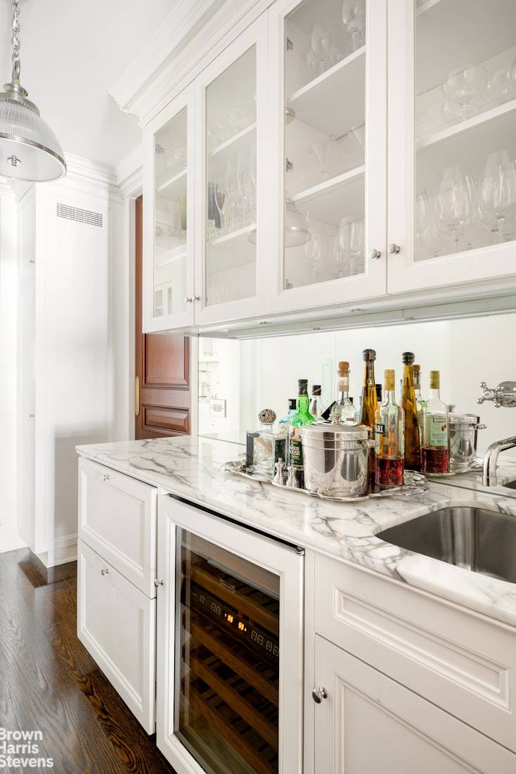 Manhattan, NY 10065,115 E 67TH Street #7/8D