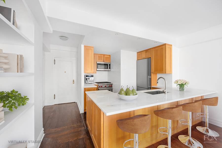 Manhattan, NY 10011,410 W 24TH Street #6GH