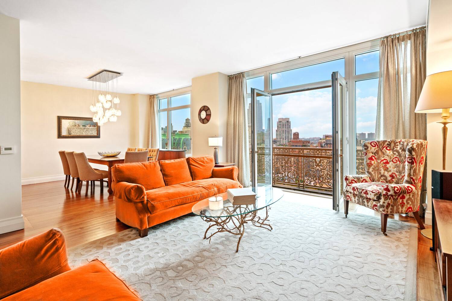 Manhattan, NY 10023,2150 BROADWAY #PH2B