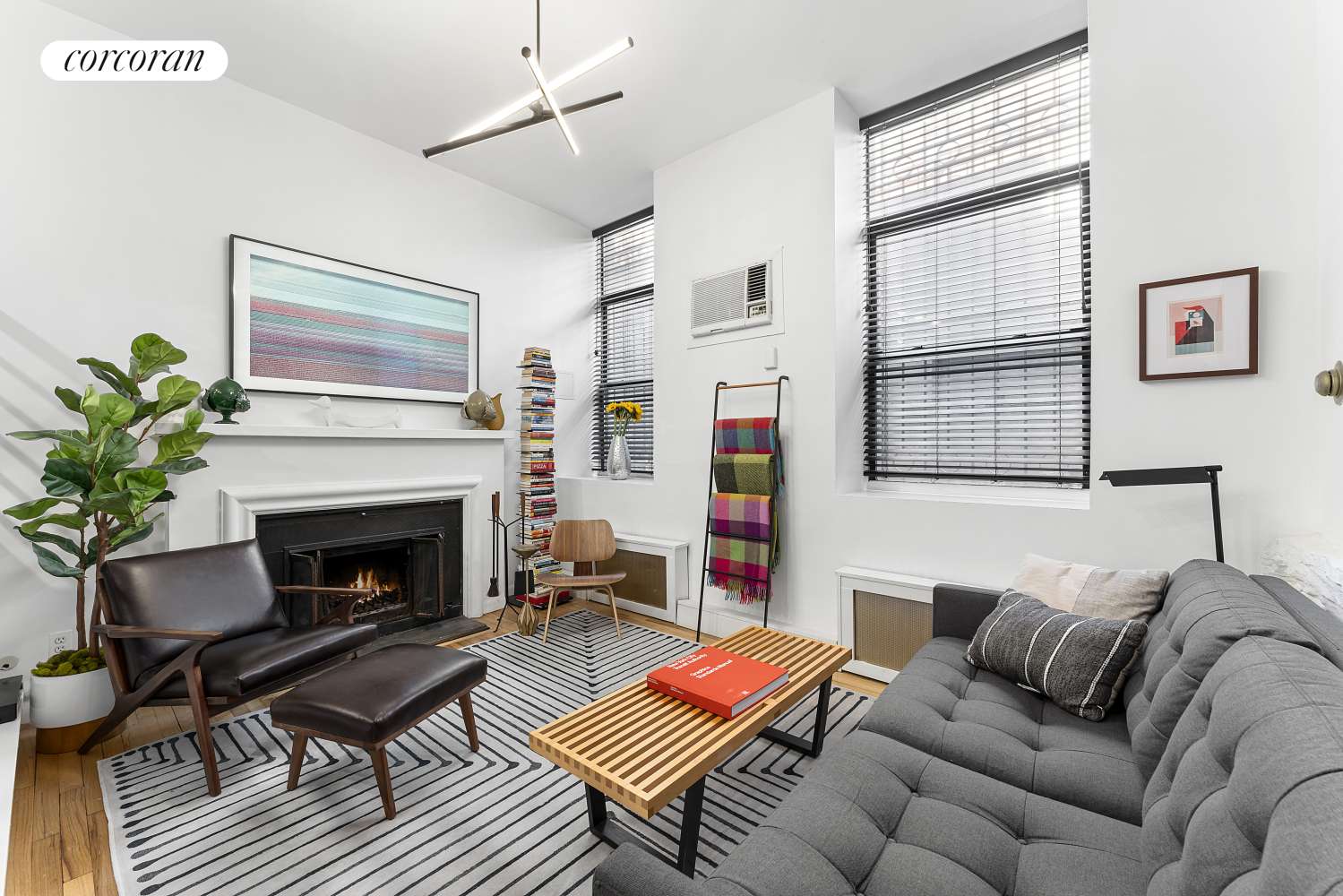 Manhattan, NY 10011,322 W 22ND Street #2