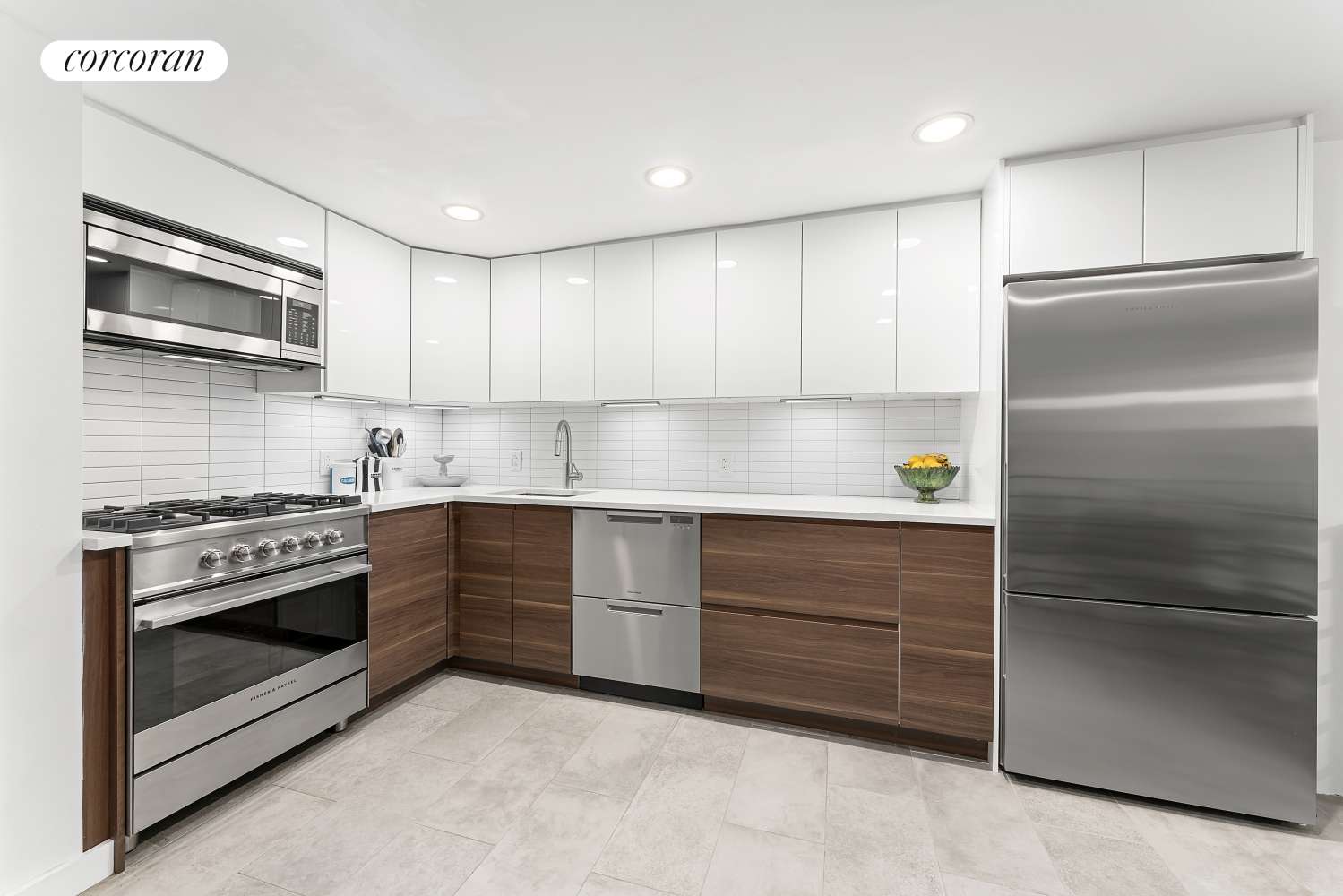 Manhattan, NY 10011,322 W 22ND Street #2