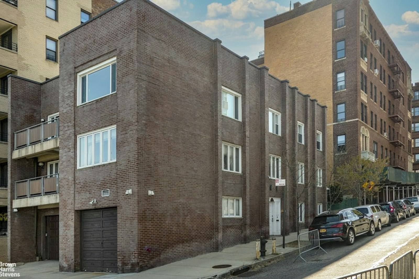 Manhattan, NY 10033,9 CHITTENDEN Avenue