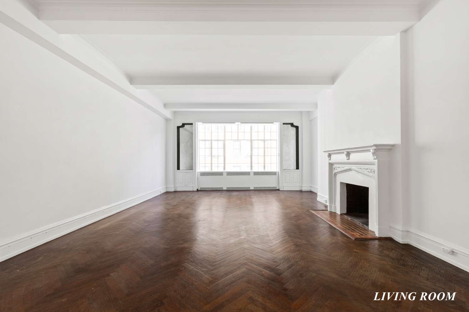 Manhattan, NY 10128,1095 PARK Avenue #9C