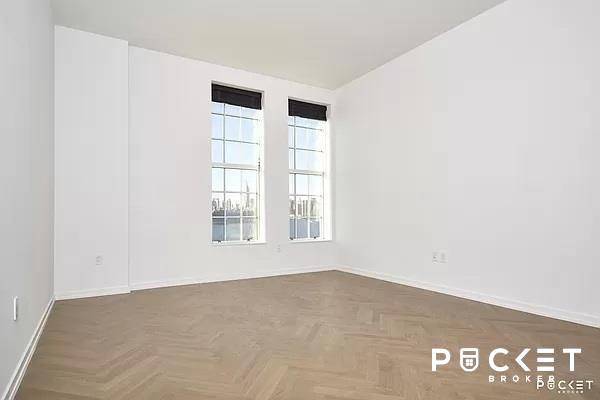 Brooklyn, NY 11249,184 Kent Avenue #C-614