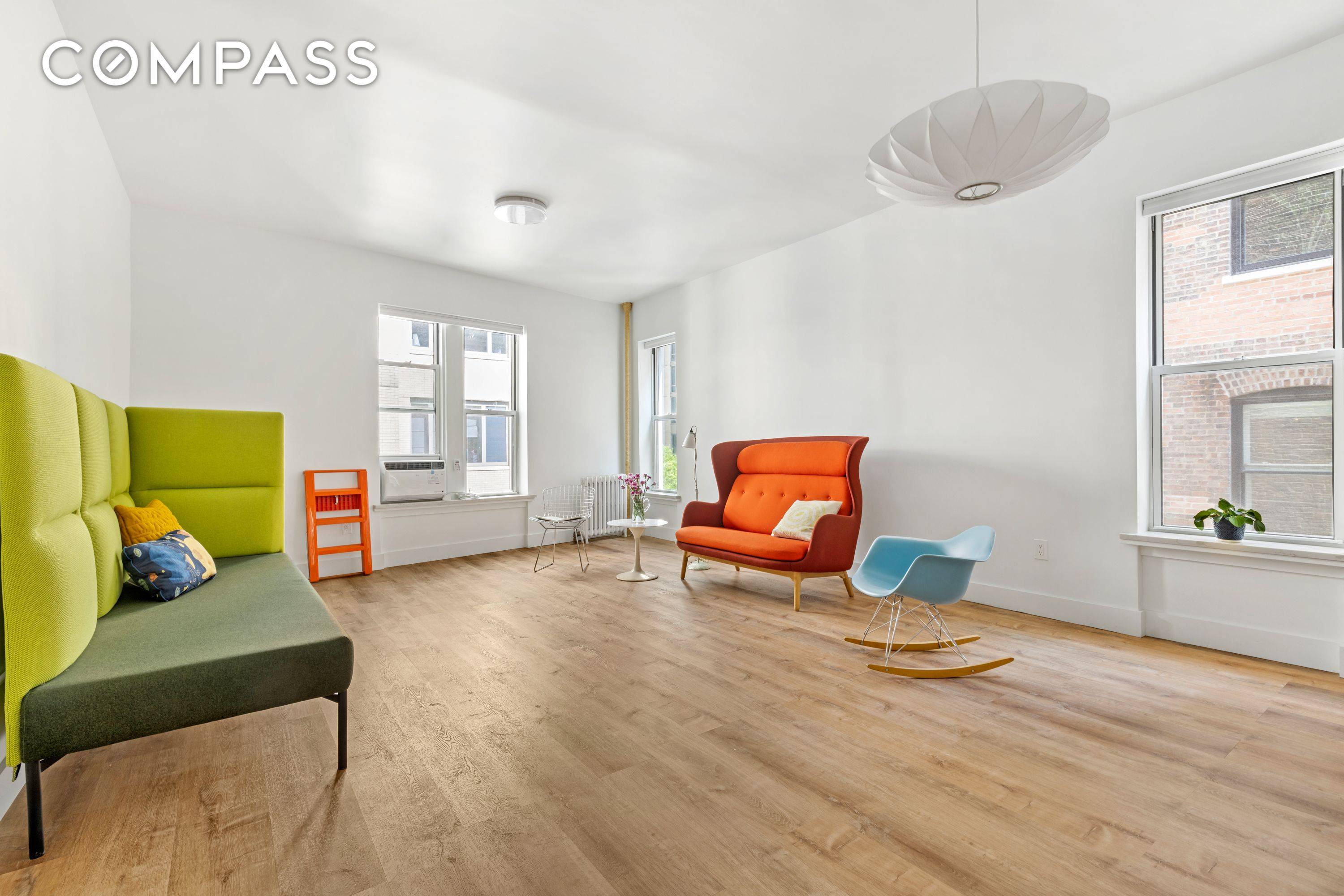 Manhattan, NY 10021,345 E 70th Street #5F