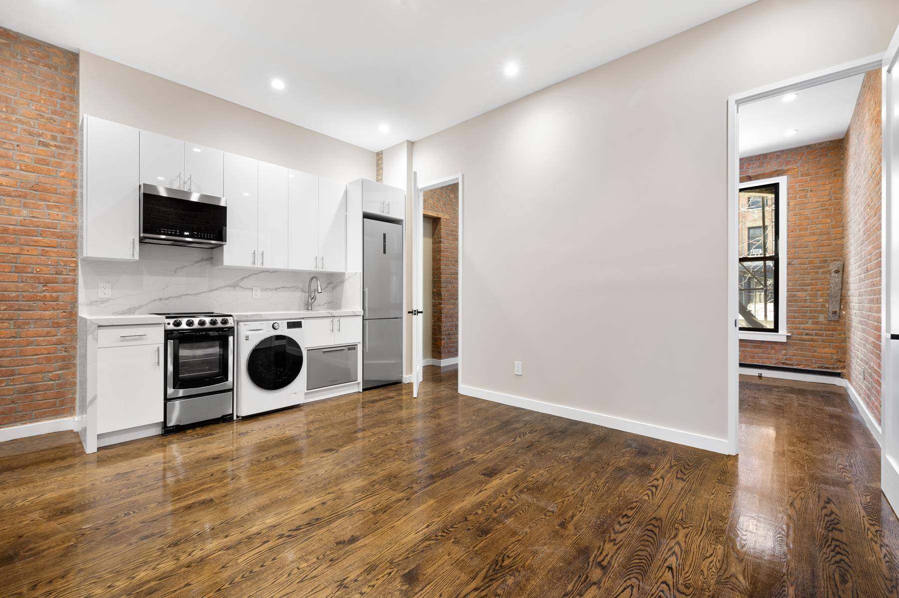 Manhattan, NY 10003,60 2nd Avenue #1