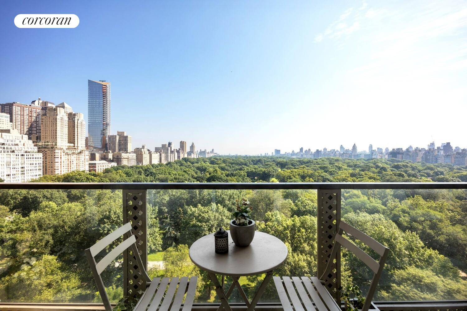 Manhattan, NY 10019,210 CENTRAL Park S #17D