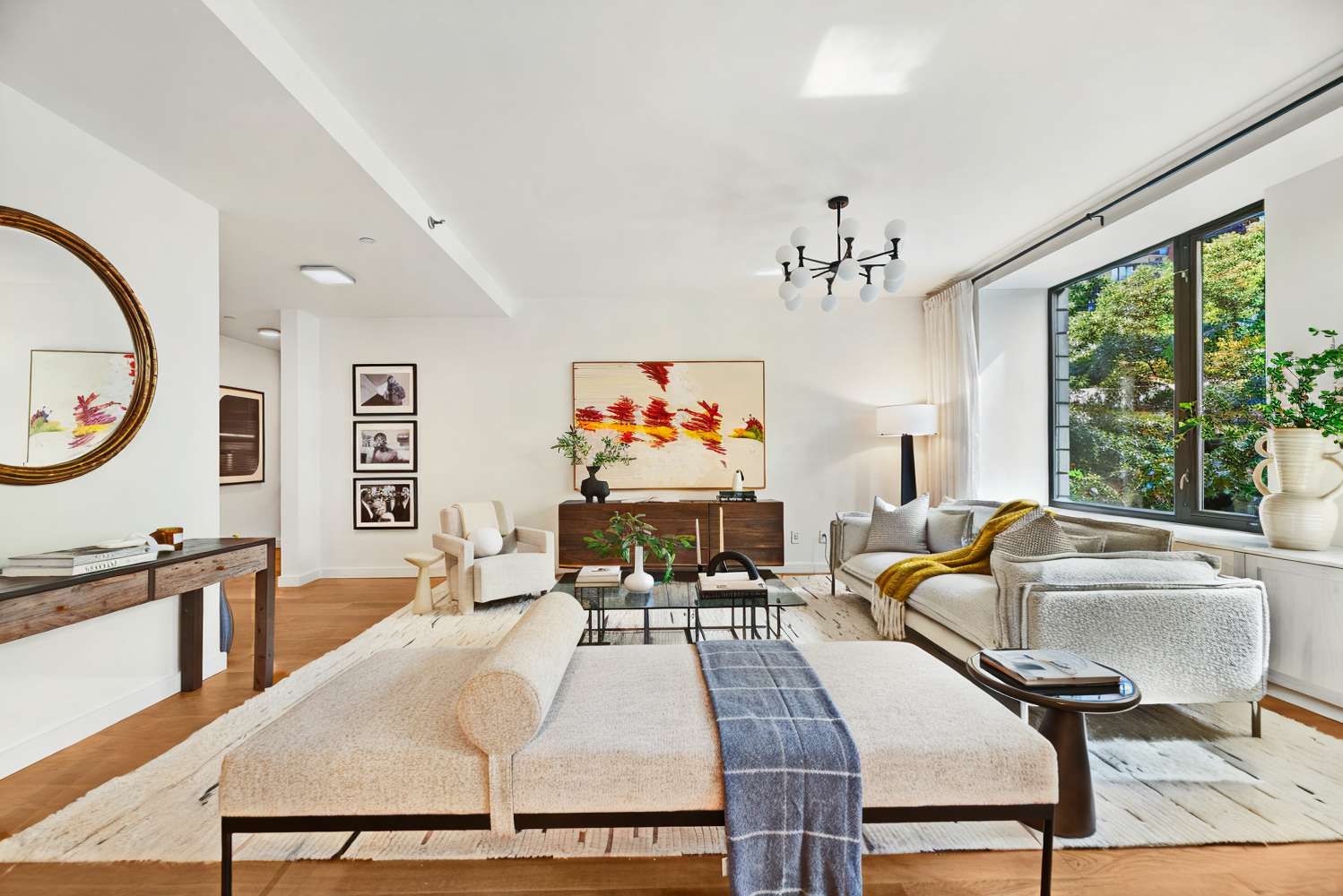 Manhattan, NY 10128,212 E 95TH Street #2AB