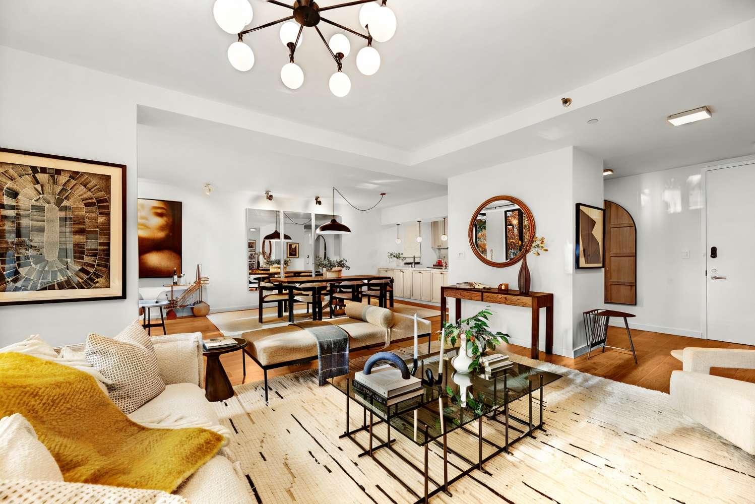 Manhattan, NY 10128,212 E 95TH Street #2AB