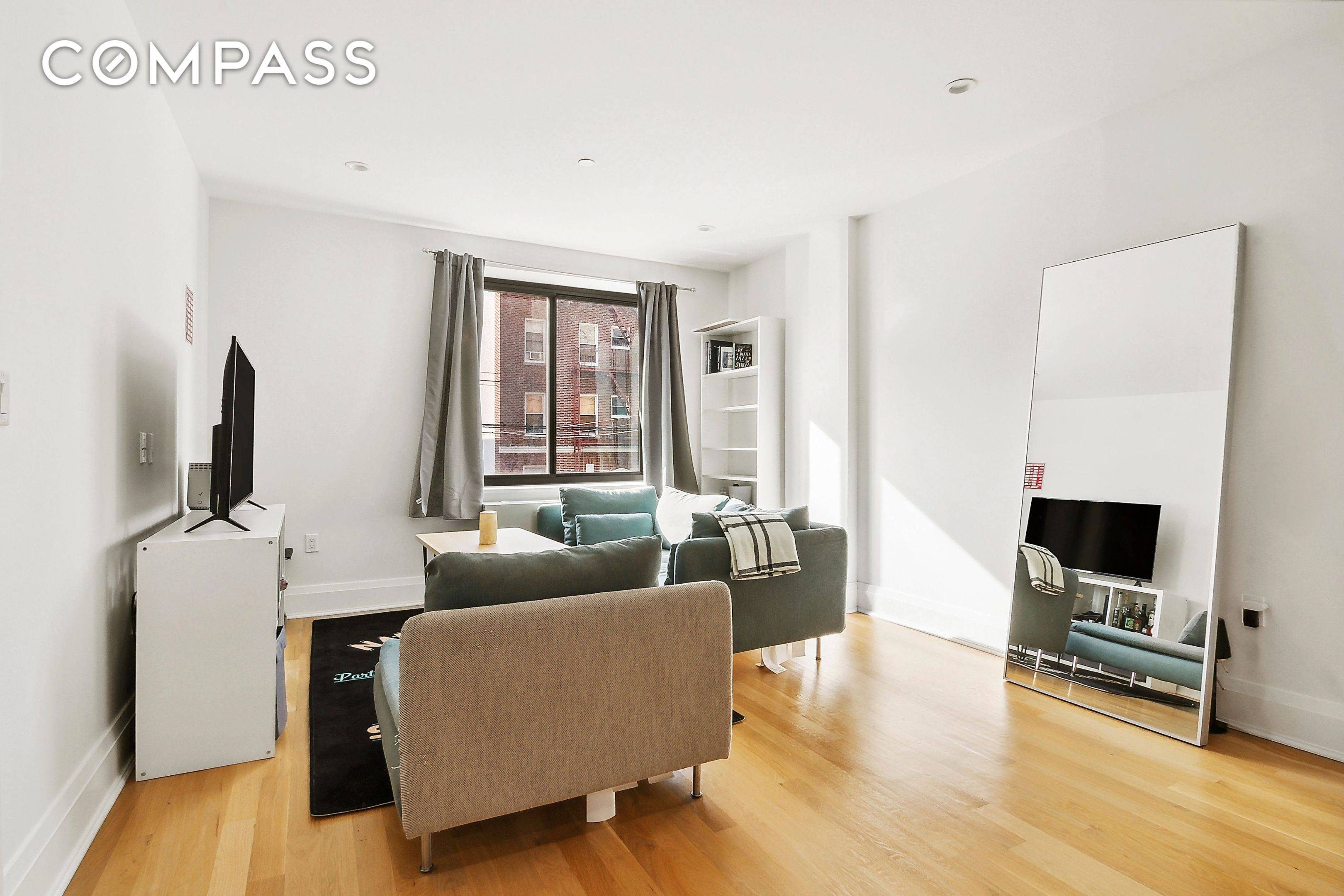 Queens, NY 11106,23-43 31st Road #2C