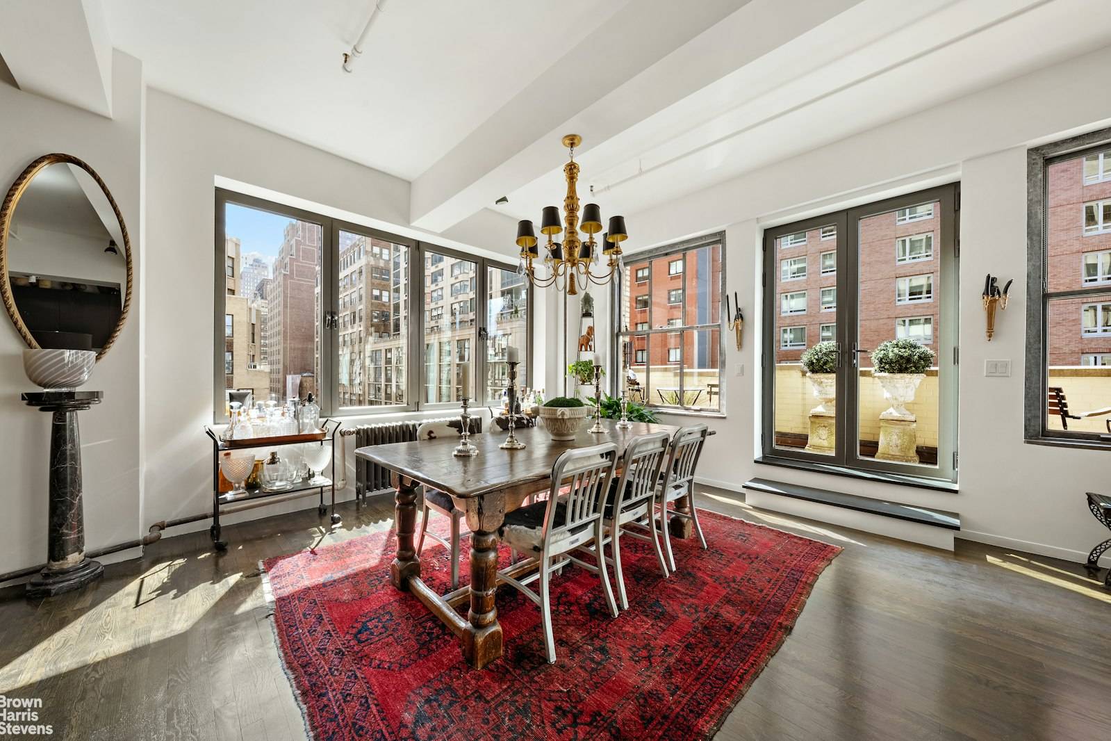 Manhattan, NY 10018,347 W 39TH Street #8E
