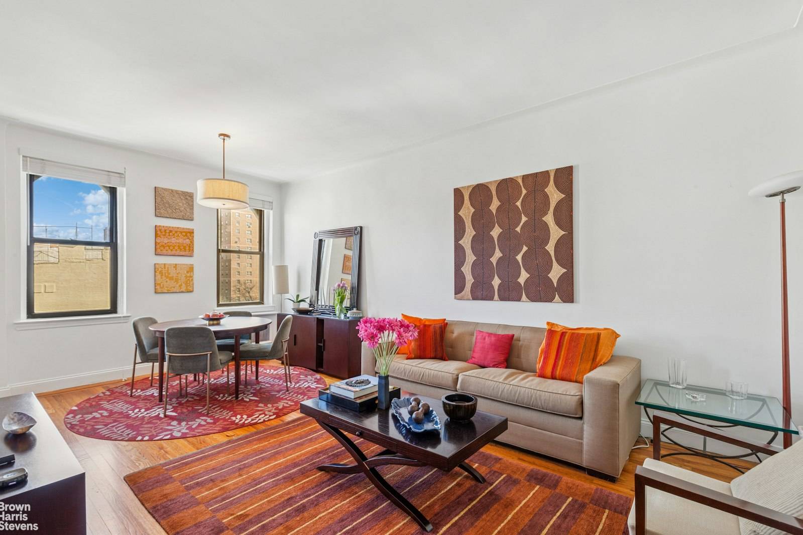 Manhattan, NY 10003,87 E 2ND Street #5C