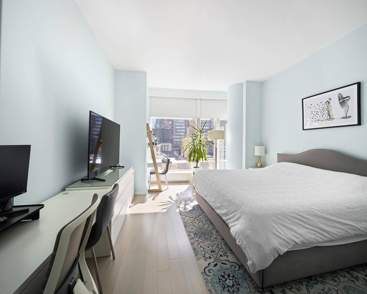 Manhattan, NY 10006,50 West Street #8-A
