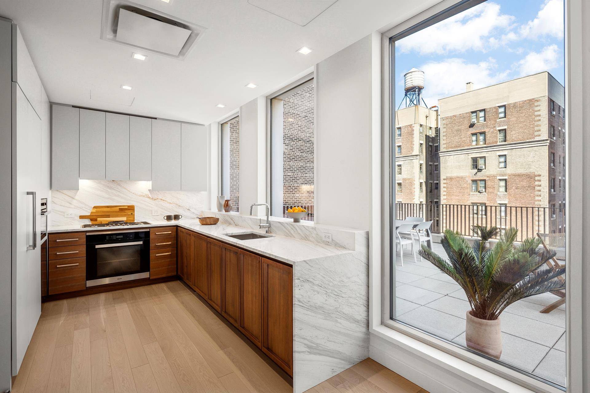 Manhattan, NY 10025,212 W 93RD Street #7A