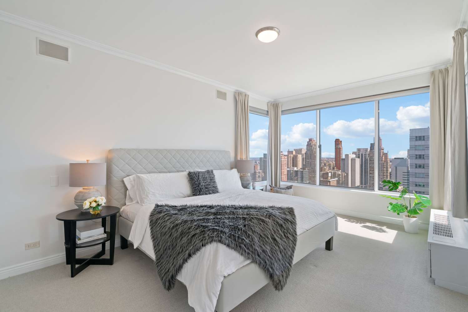 Manhattan, NY 10065,200 E 69TH Street #29B