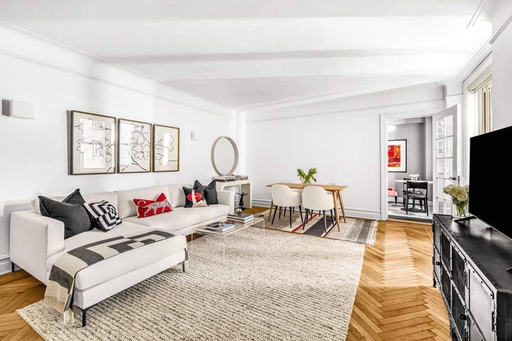 Manhattan, NY 10025,390 Riverside Drive #6D