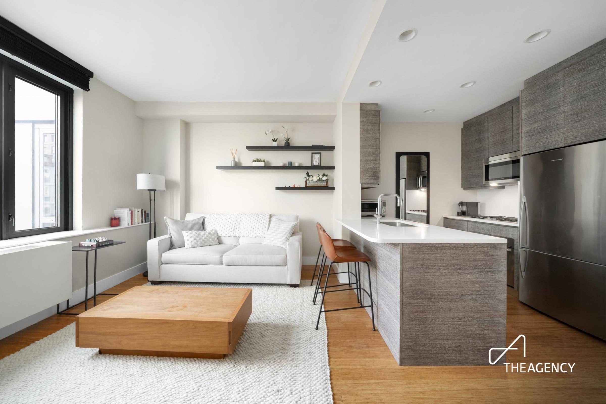 Manhattan, NY 10011,305 W 16TH Street #5F
