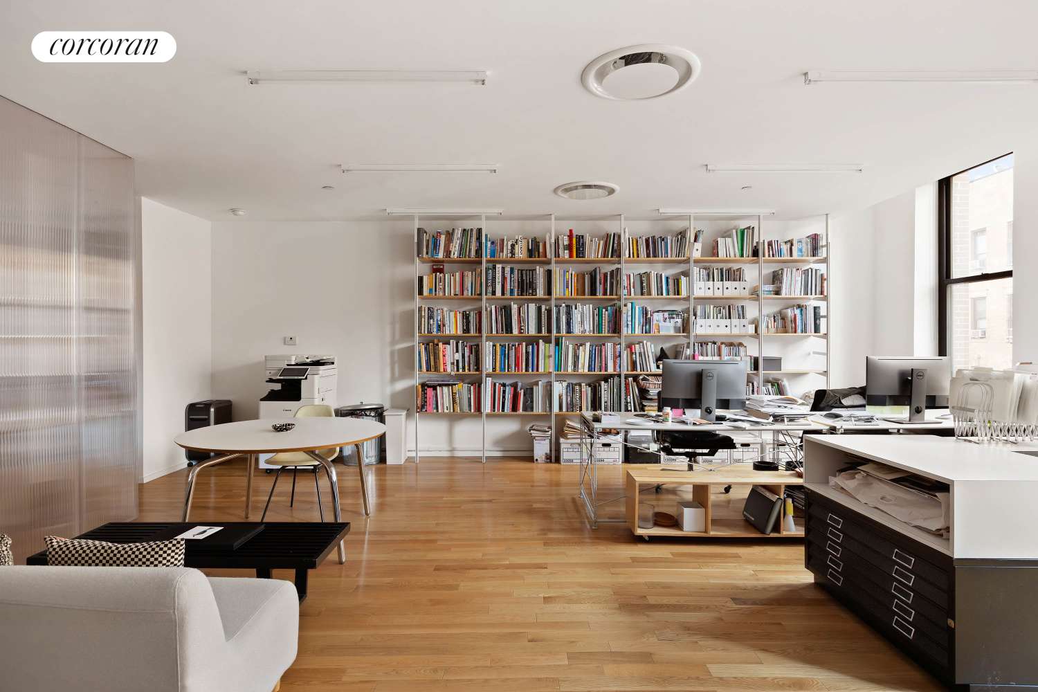 Manhattan, NY 10013,53 ELIZABETH Street #4A