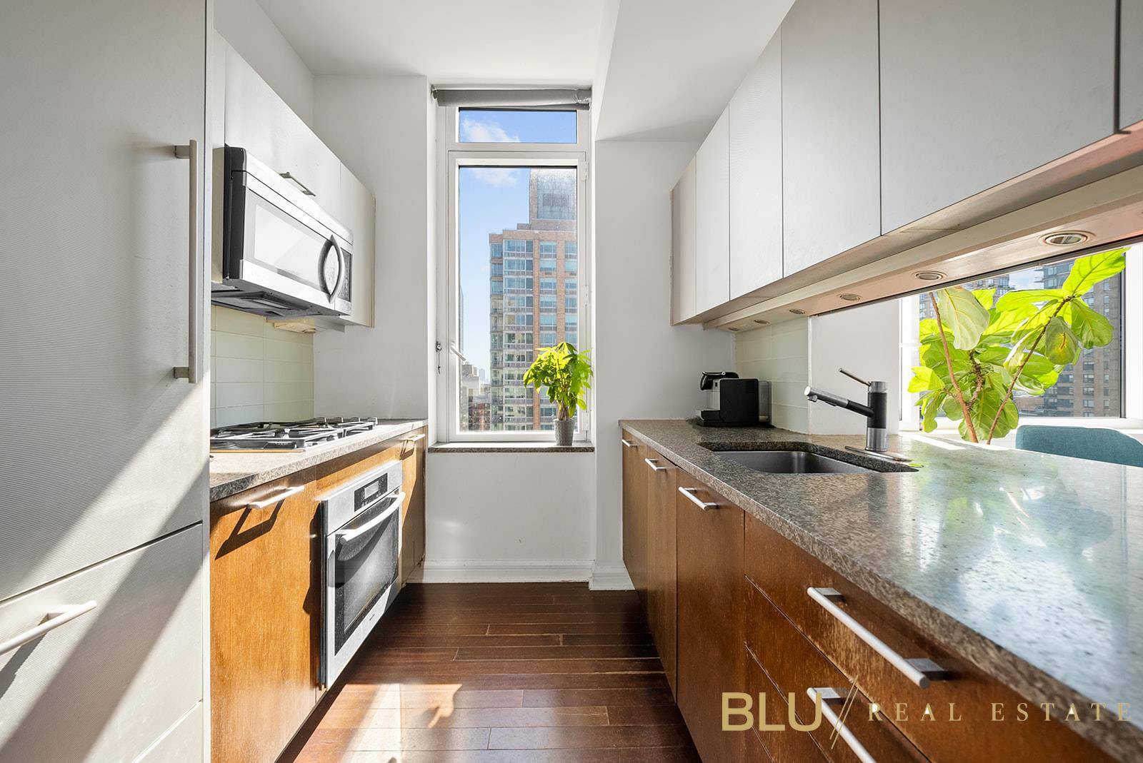 Manhattan, NY 10069,100 Riverside Boulevard #28-E