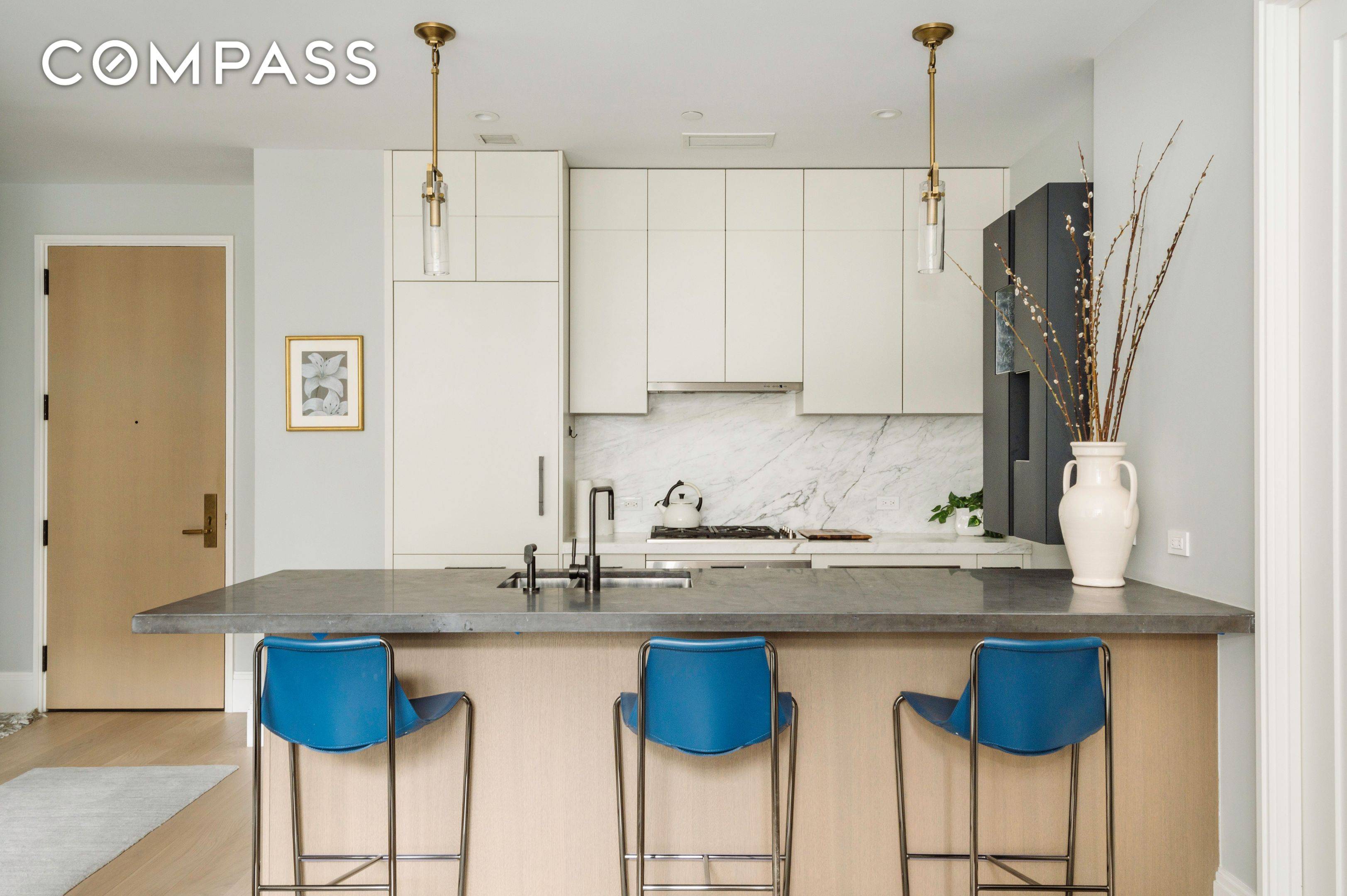 Manhattan, NY 10009,438 E 12th Street #6J