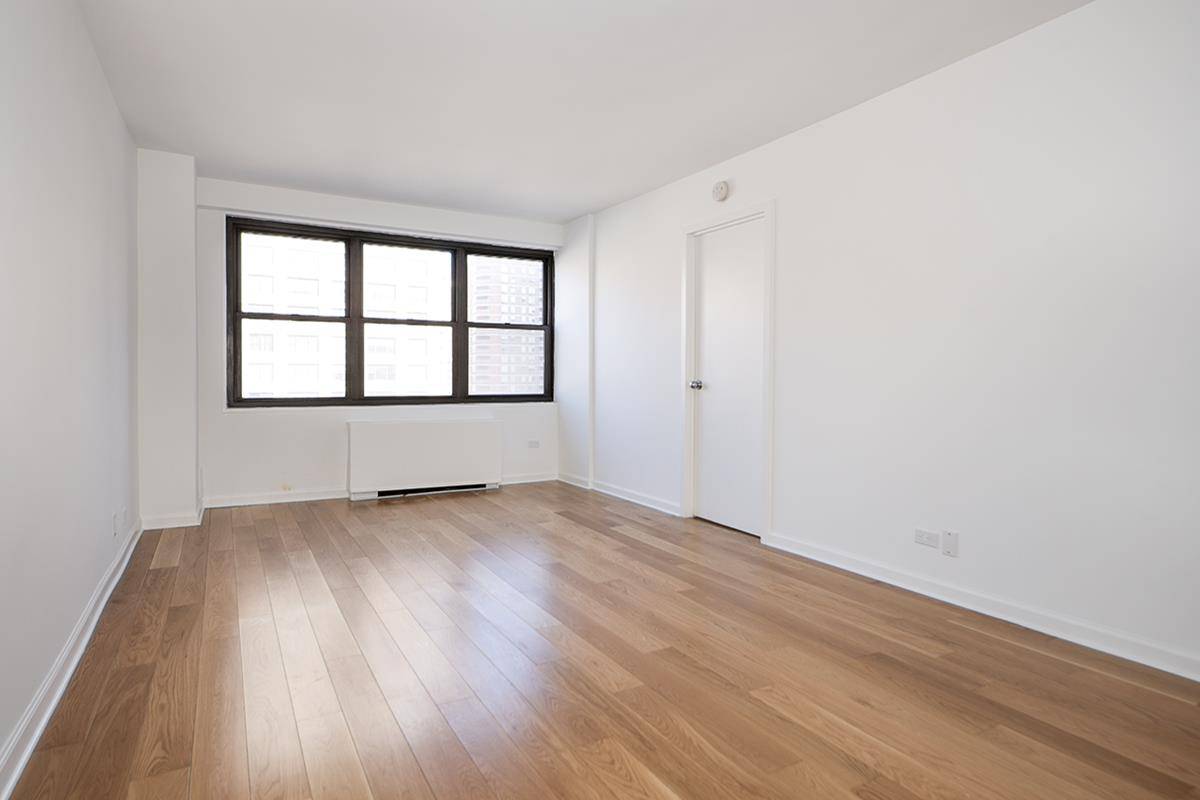 Manhattan, NY 10010,245 E 25th Street #10-L