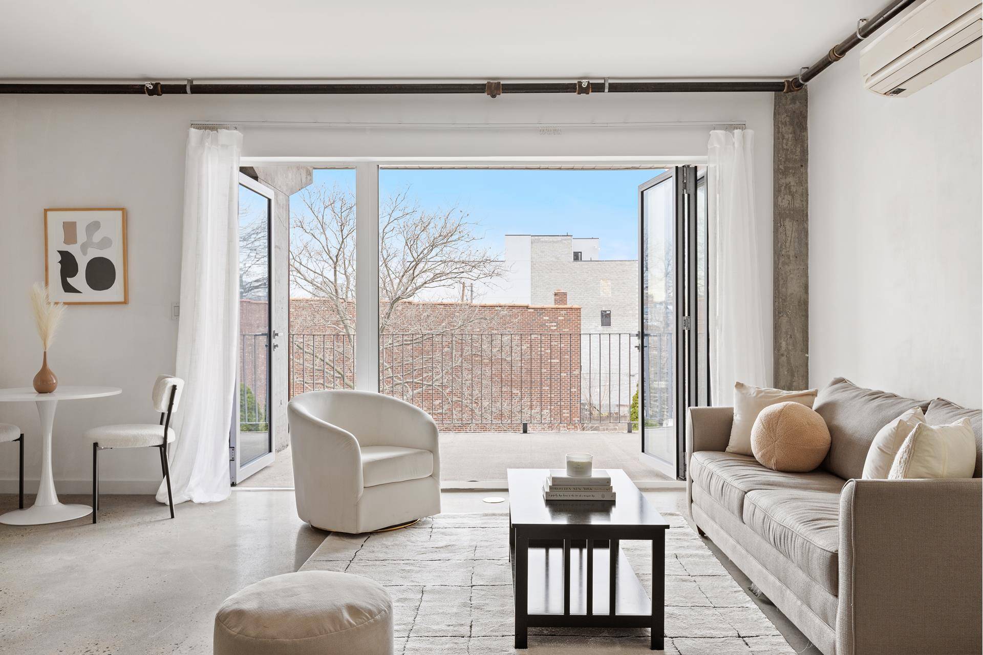 Brooklyn, NY 11203,651 NEW YORK Avenue #403