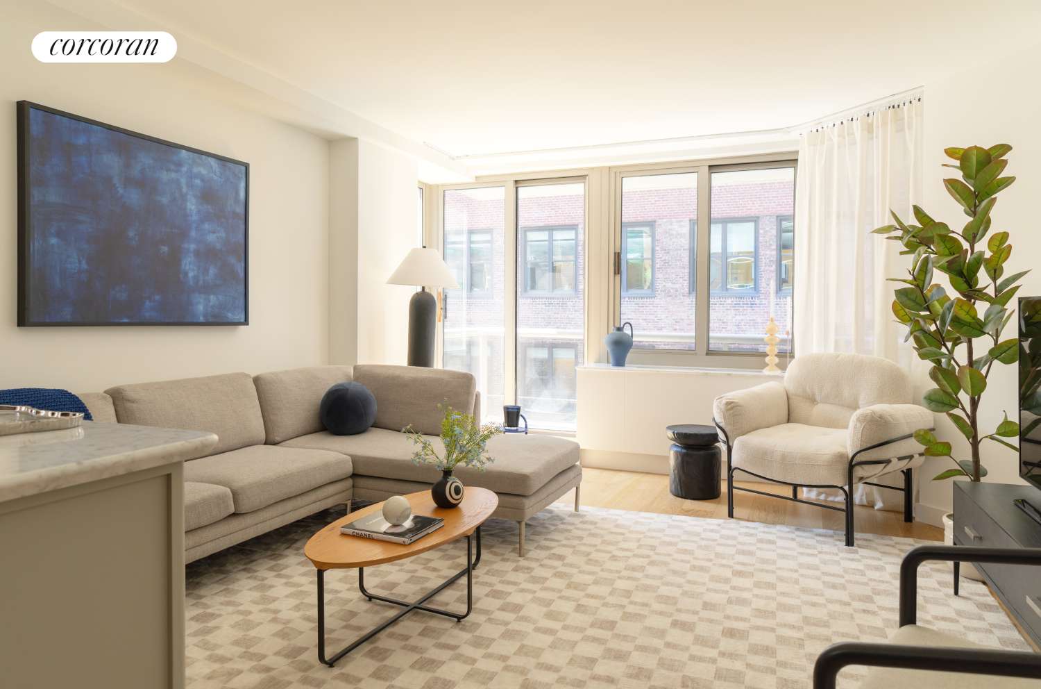 Manhattan, NY 10017,234 E 46TH Street #305