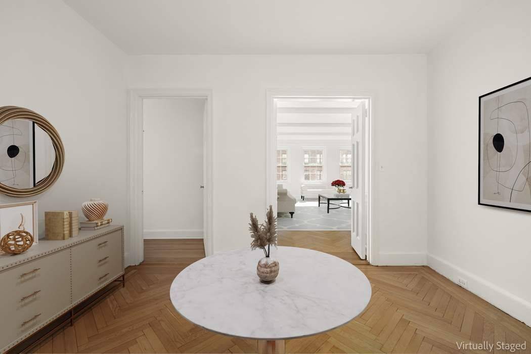 Manhattan, NY 10022,455 E 57th Street #11A
