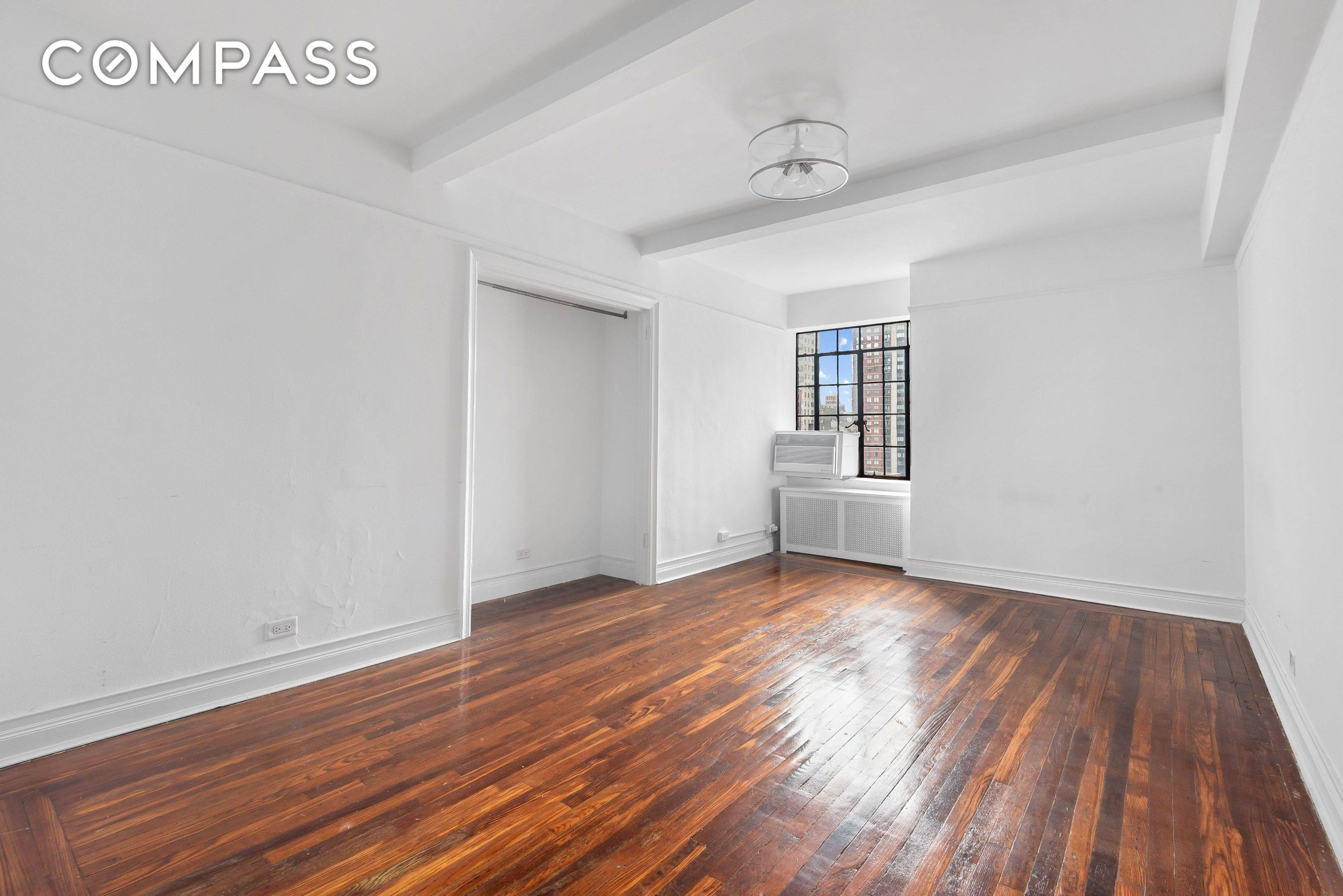 Manhattan, NY 10017,5 Tudor City Place #1607