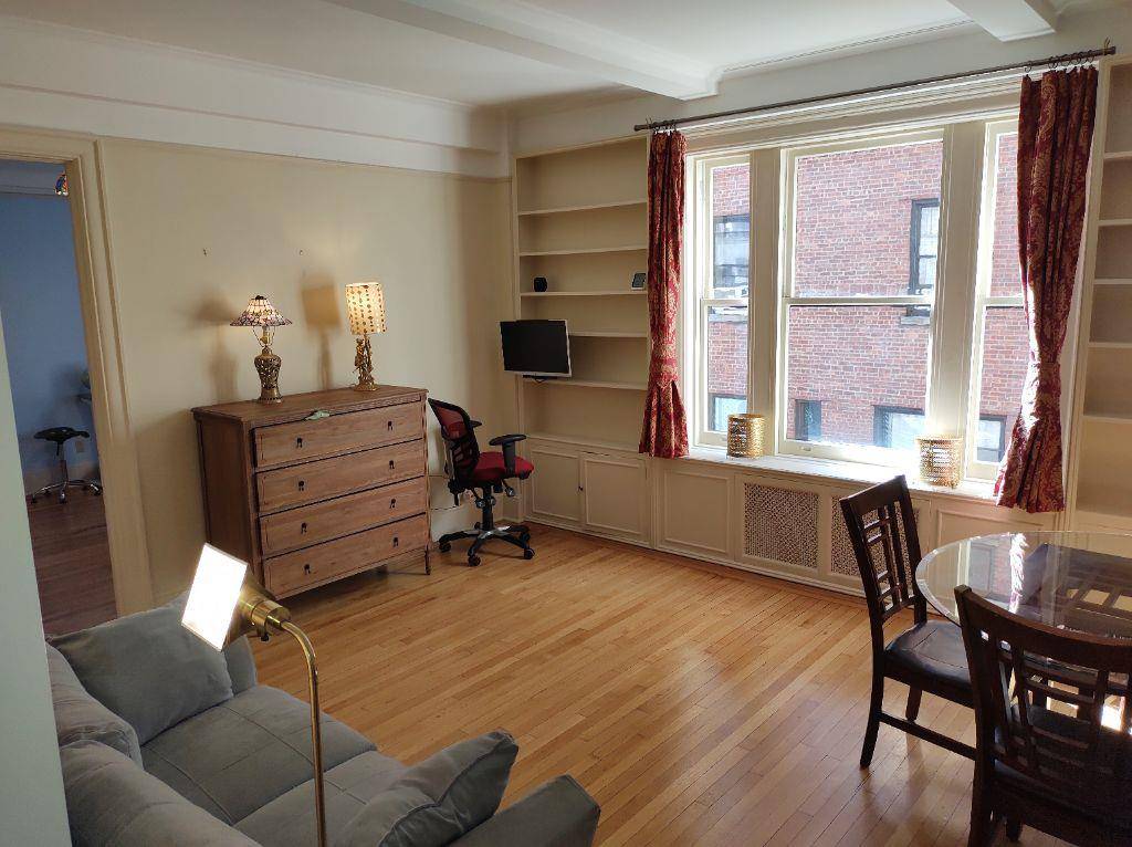 Manhattan, NY 10016,144 E 36TH Street #4C