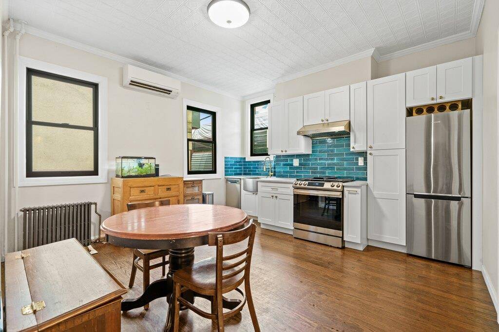Brooklyn, NY 11232,122 30th Street