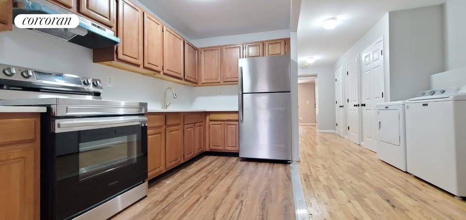 Bronx, NY 10454,421 E 135TH Street #LL