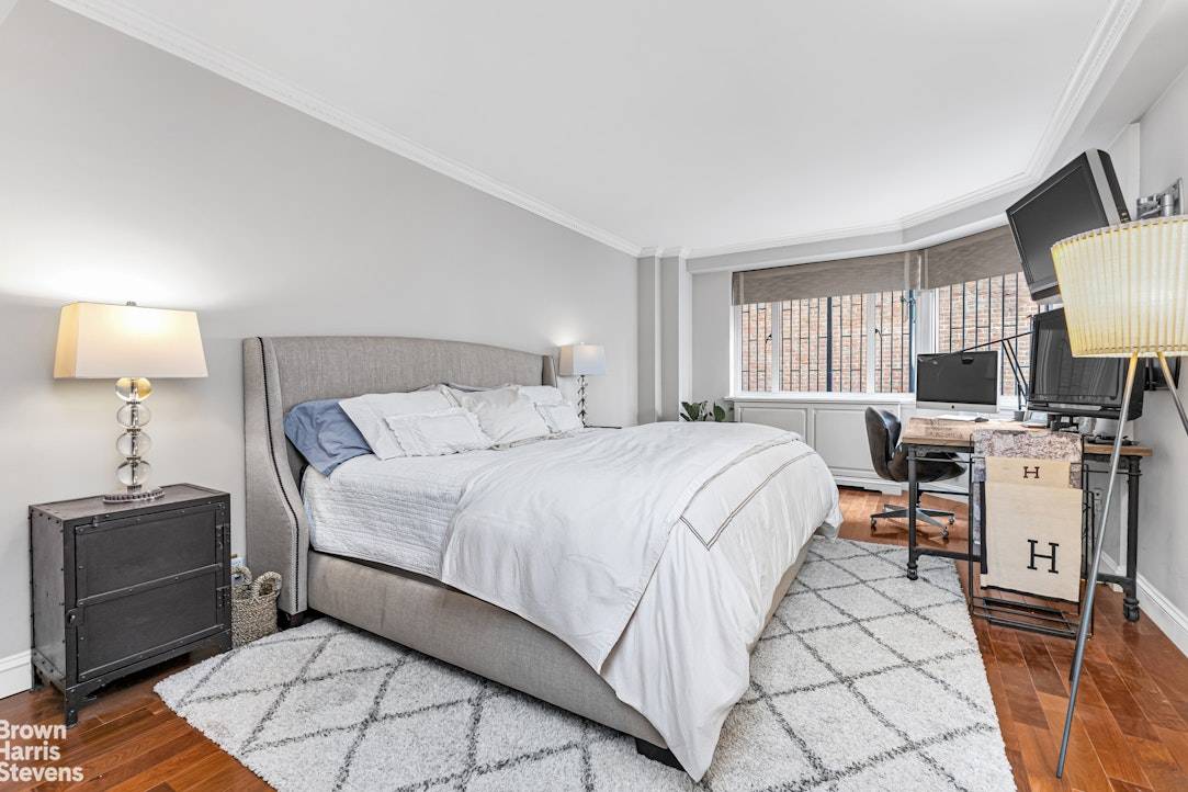 Manhattan, NY 10065,30 E 62ND Street #2H