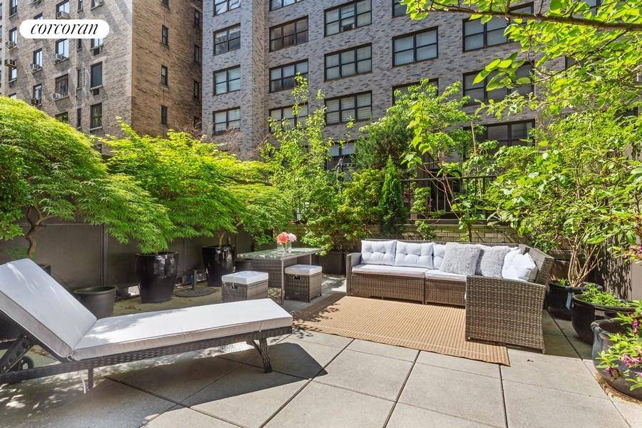Manhattan, NY 10022,225 E 57TH Street #1Q