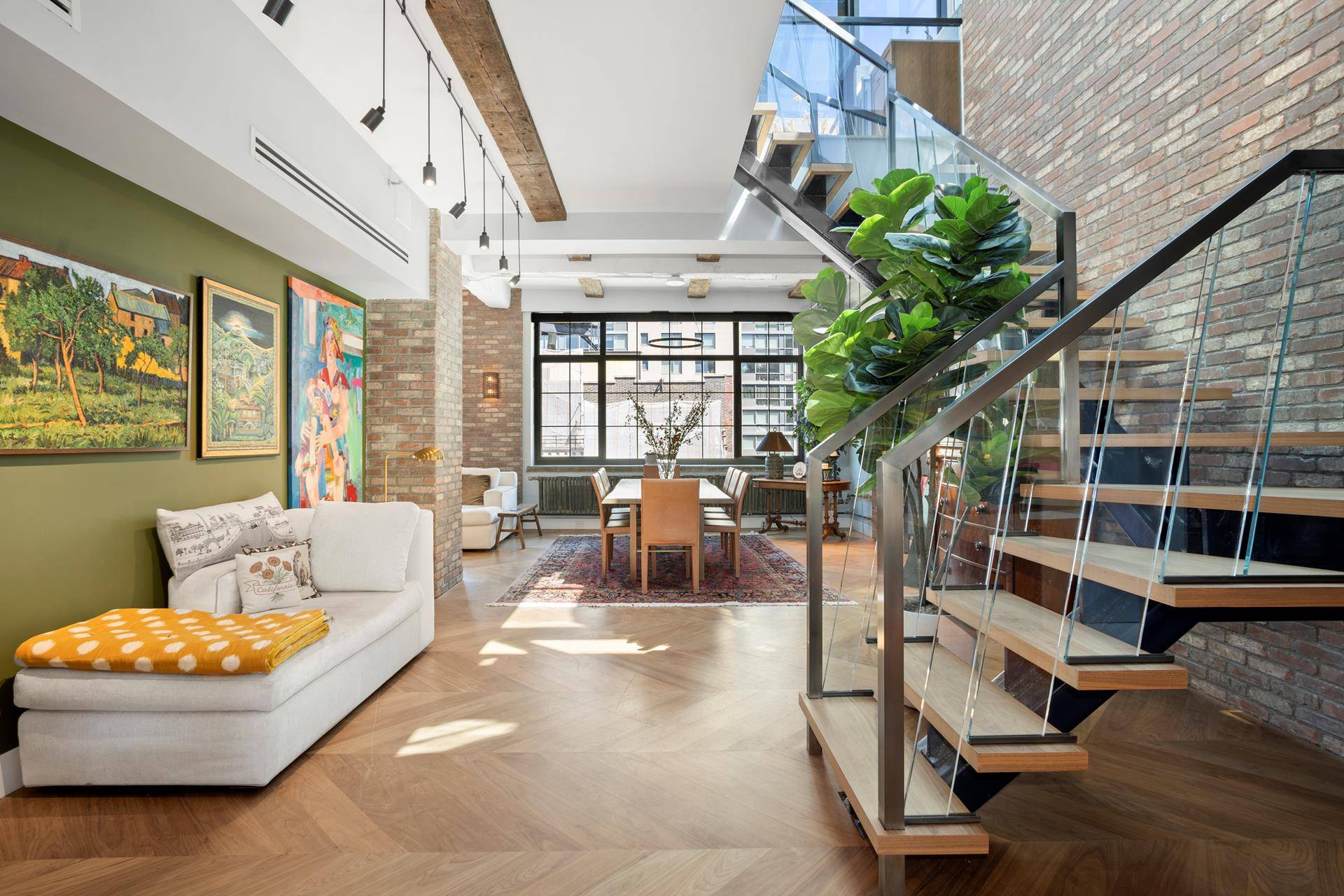 Manhattan, NY 10018,360 W 36TH Street #PH12
