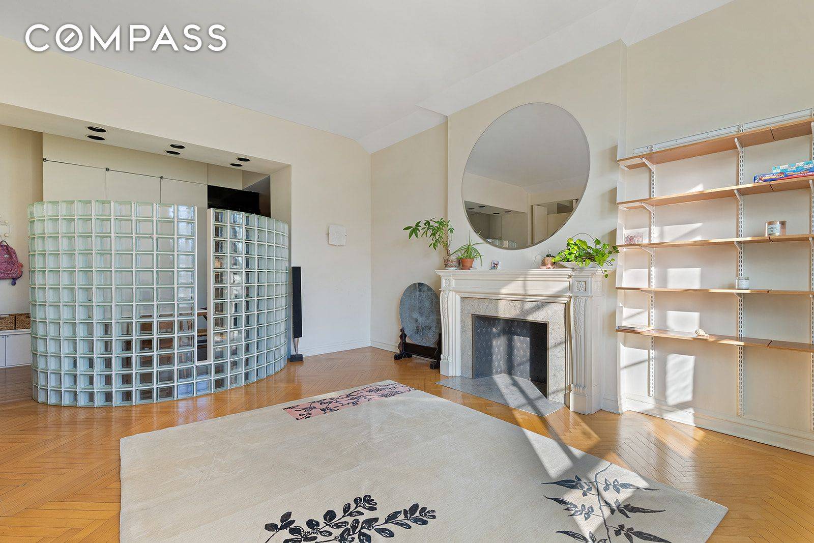 Manhattan, NY 10024,11 W 81st Street #6A