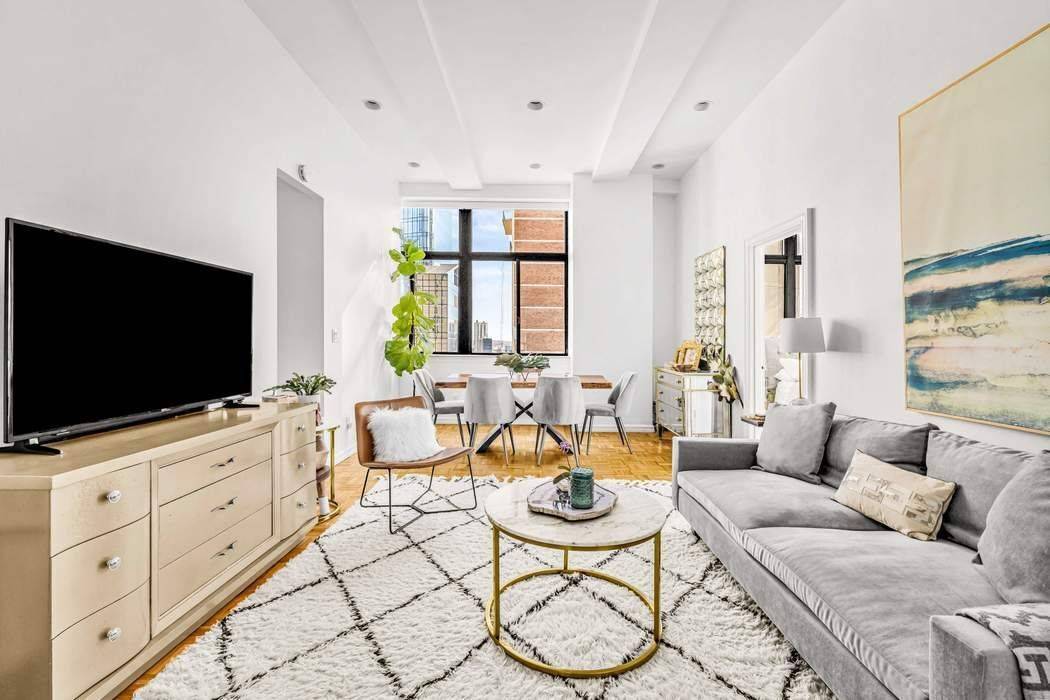 Manhattan, NY 10017,310 E 46th Street #19M