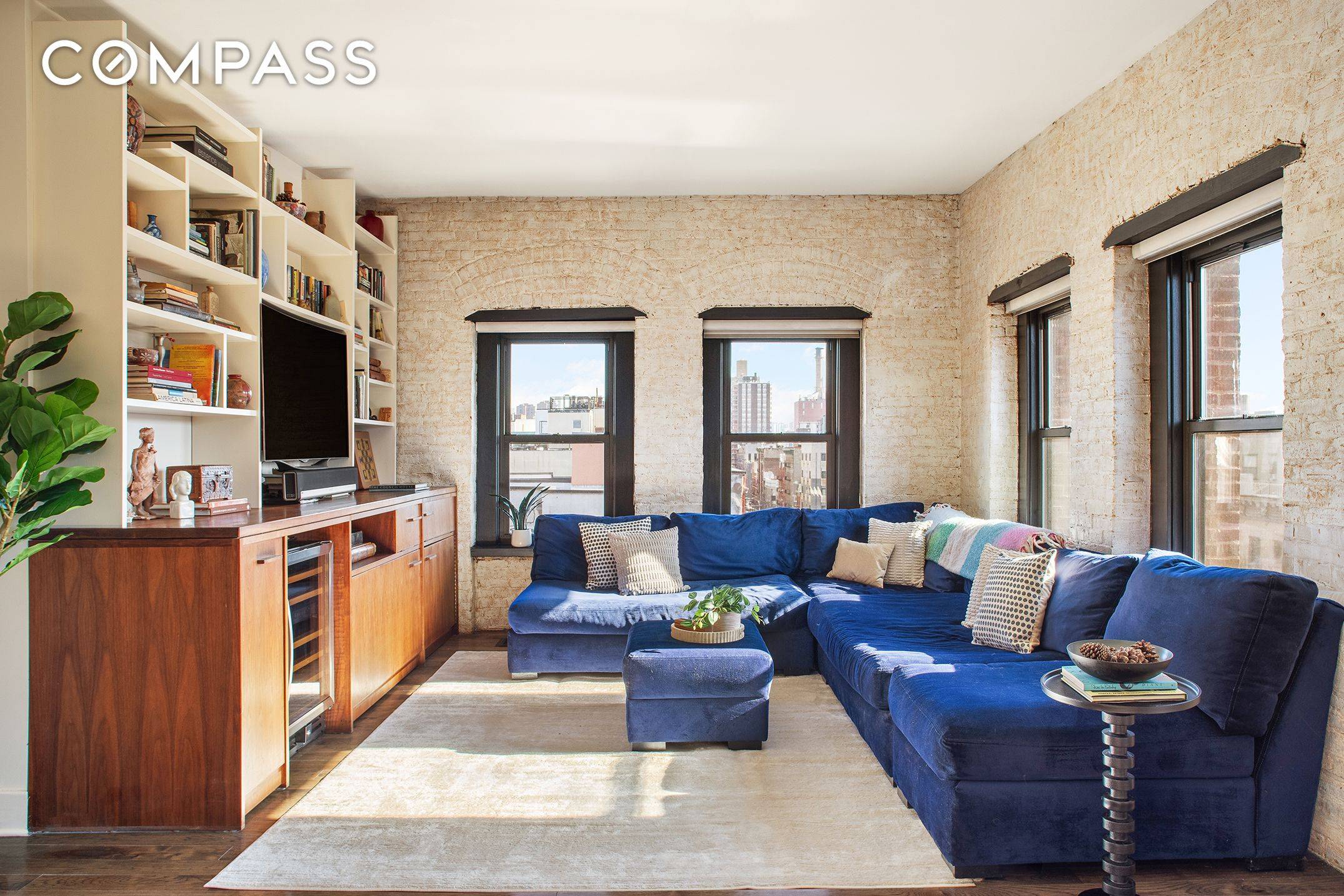 Manhattan, NY 10009,300 E 4th Street #5CD