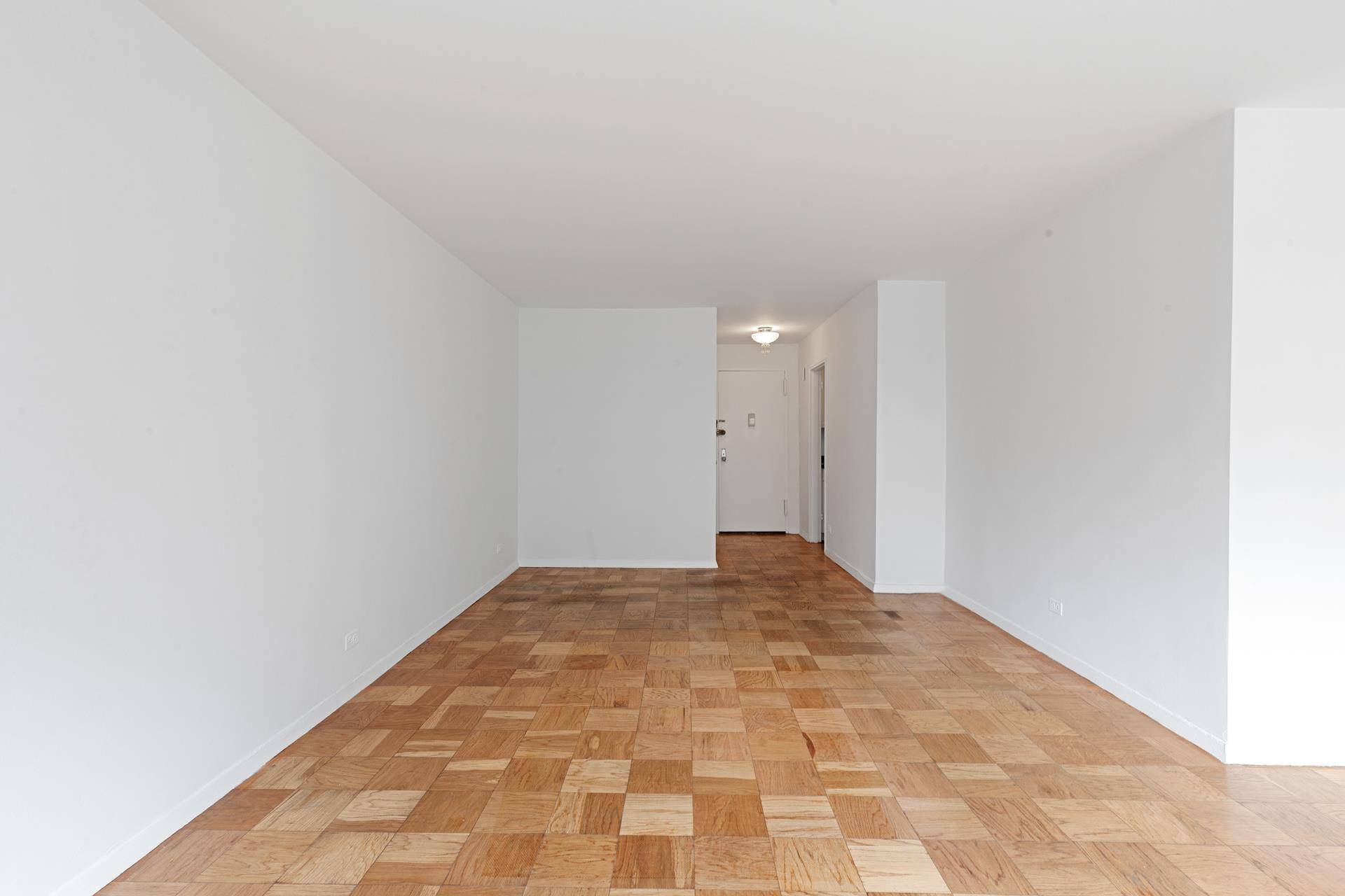 Manhattan, NY 10023,205 W END Avenue #8R