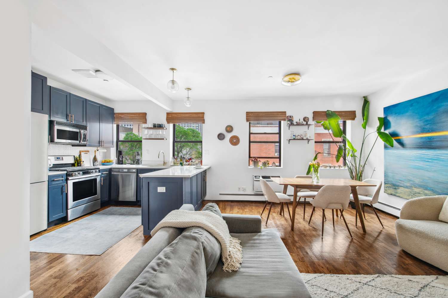 Brooklyn, NY 11222,84 GREEN Street #4