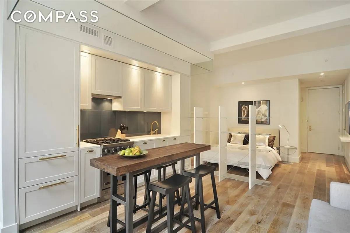 Manhattan, NY 10013,93 Worth Street #405