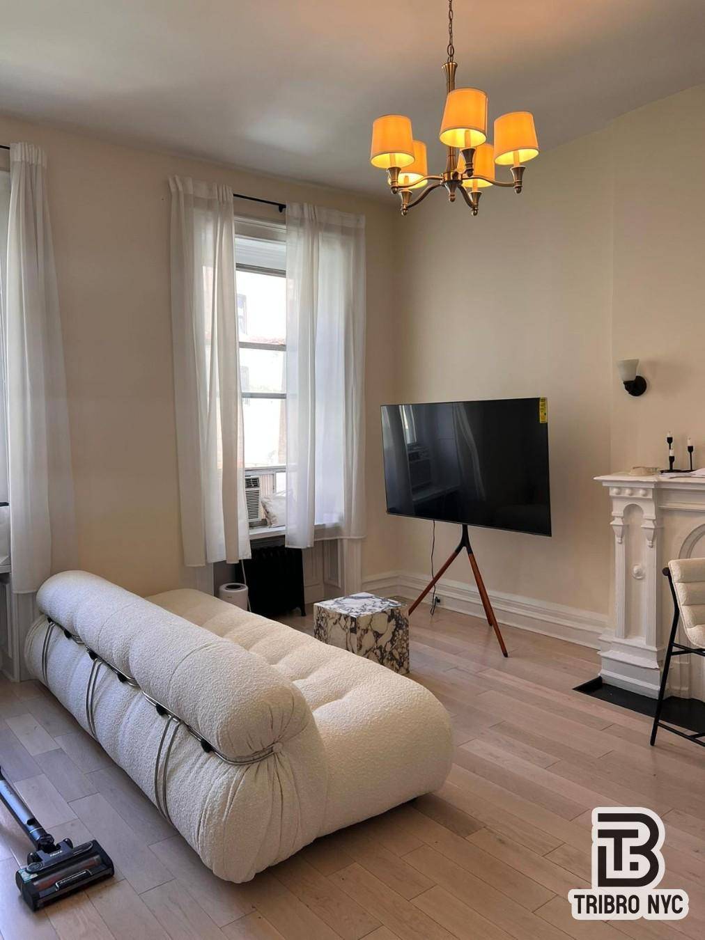 Manhattan, NY 10010,294 3rd Avenue #4B