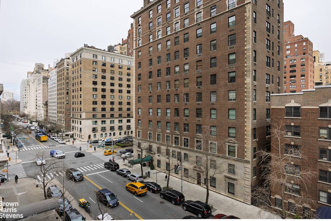 Manhattan, NY 10021,114 E 72ND Street #6/7B