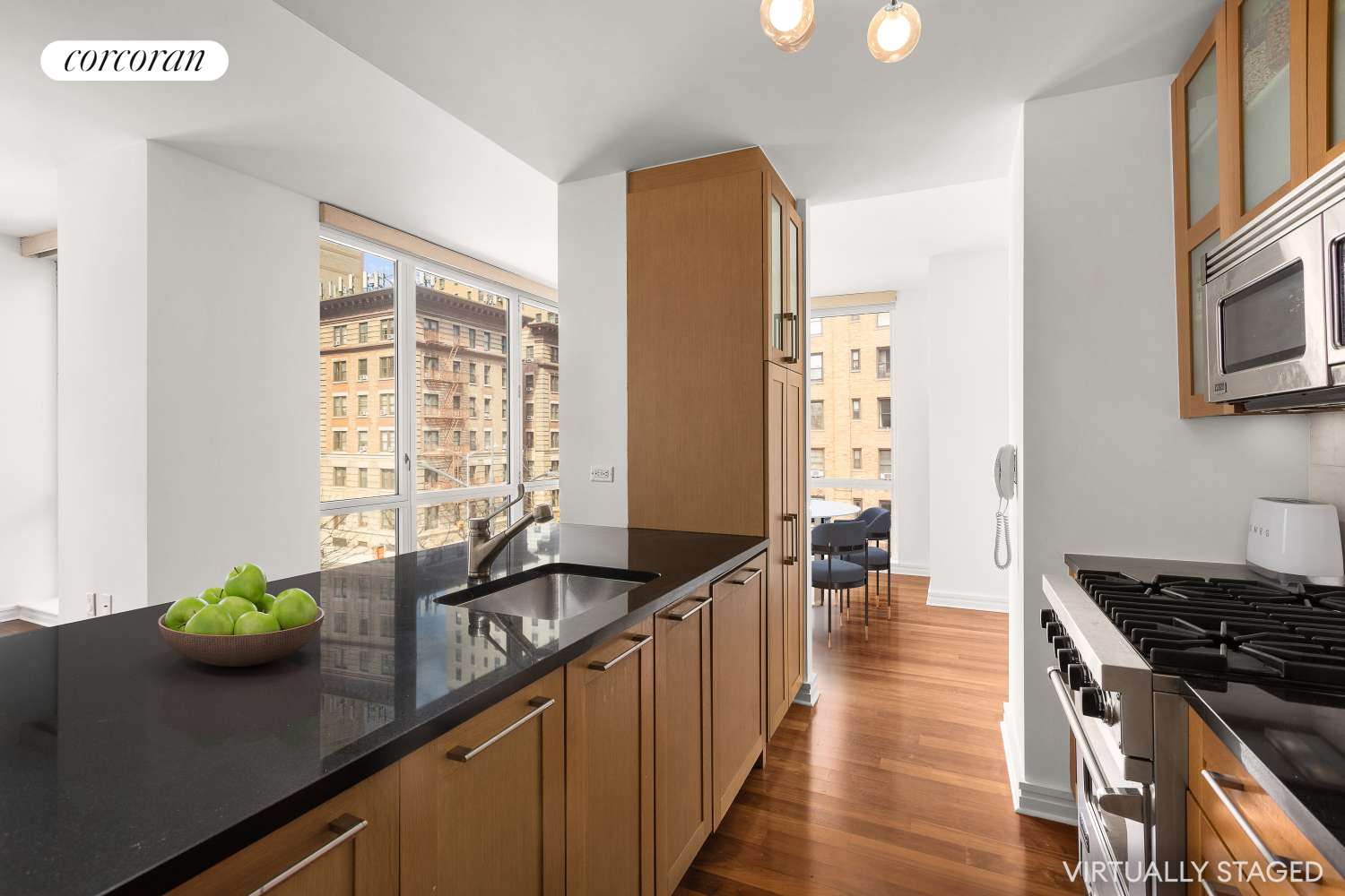 Manhattan, NY 10023,200 W END Avenue #4C