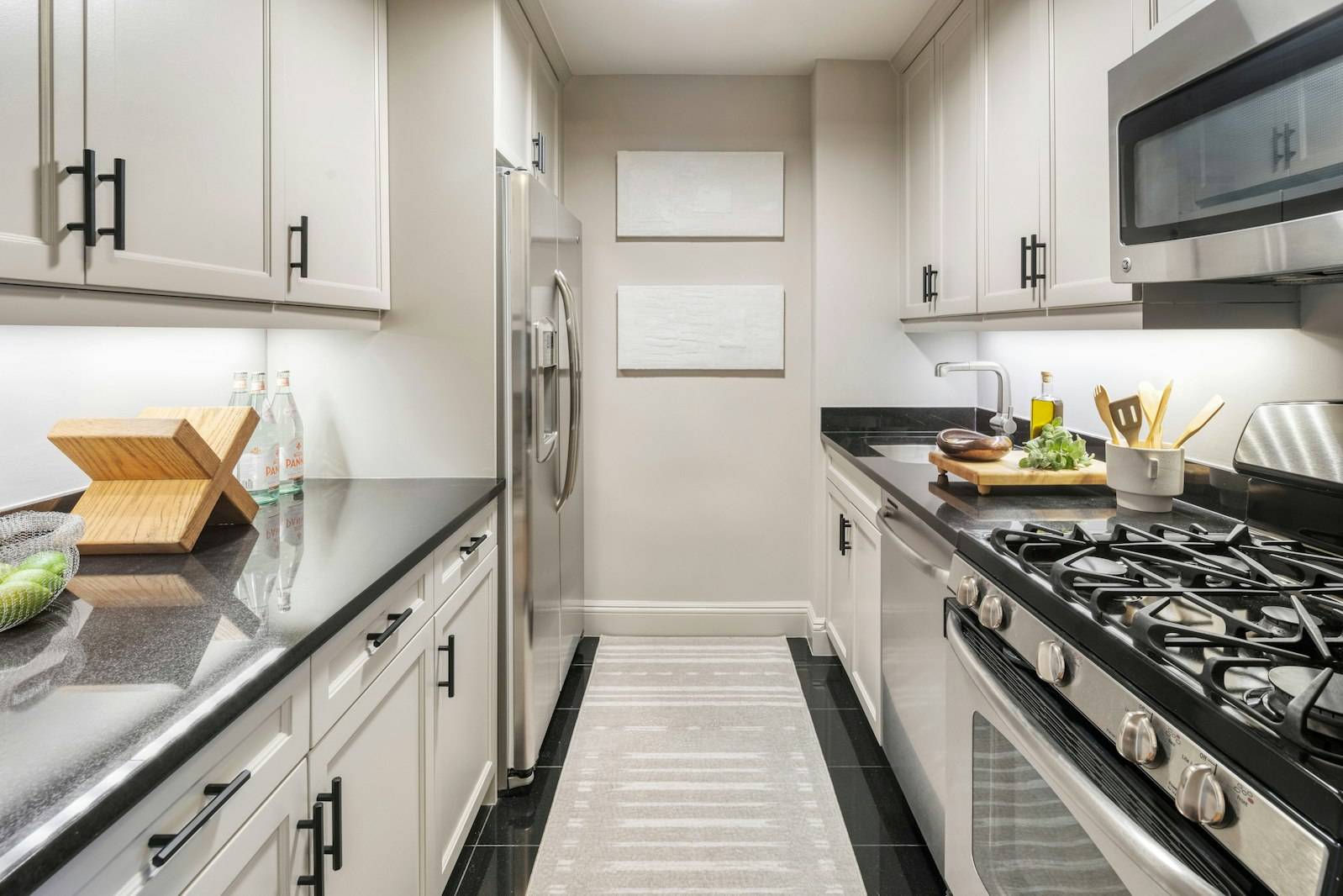 Manhattan, NY 10023,155 W 68TH Street #1027